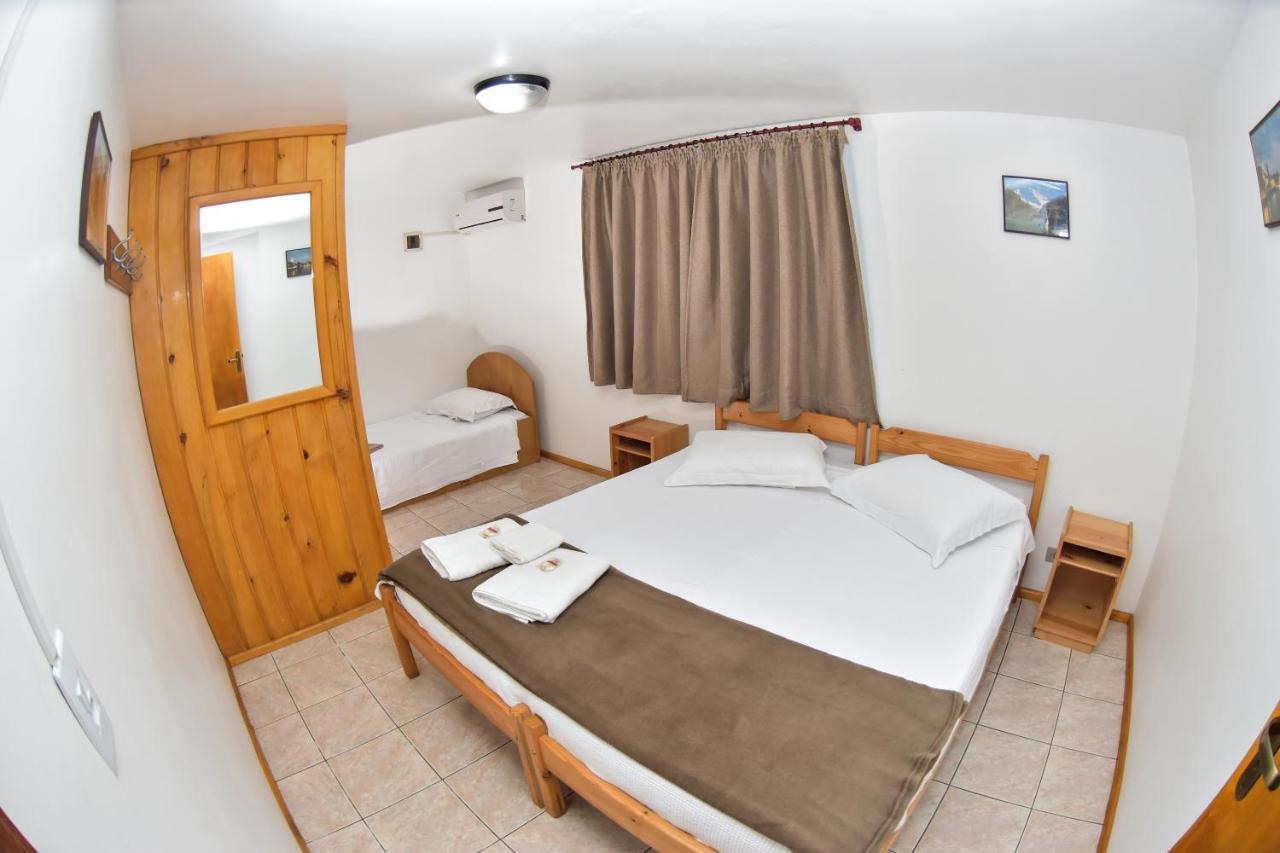 Hotel Vila Dos Alpes Treze Tilias Exterior photo